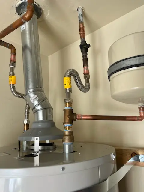 Water heater installation and plumbing repair in Arnold Heights